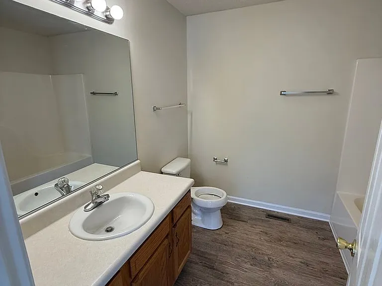 2329 Settlers Ridge Ln — Photo 11