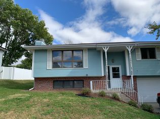 406 N 28th St, Norfolk, NE 68701