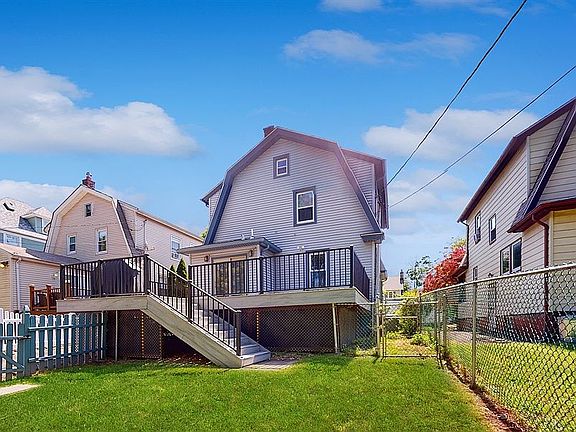 4th image of 72 Willow St