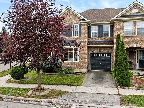 2nd image of 1630 Cartwright Cres