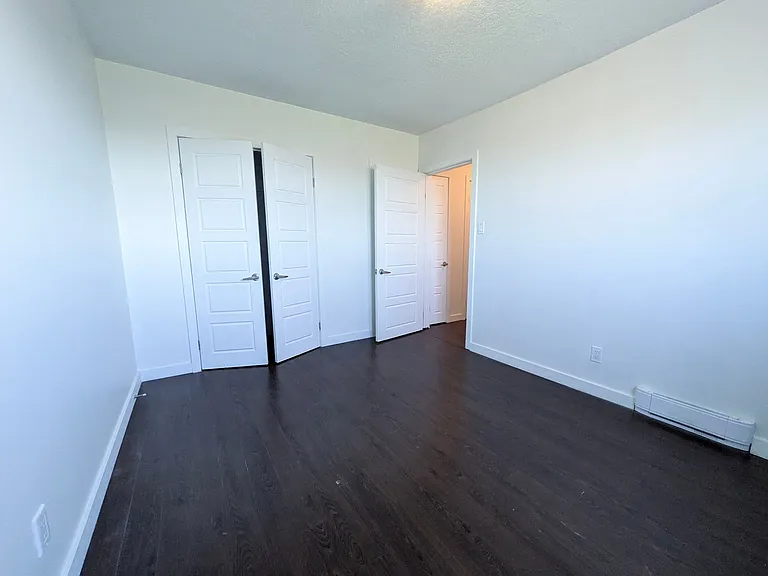 169 Lancaster St W #403 — Photo 10