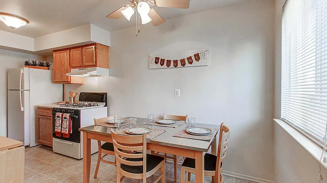 The Hamptons of Brownstown Apartments — Photo 4