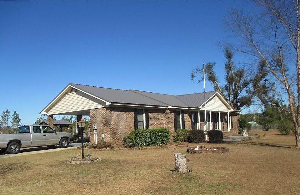 2nd image of 3111 Higgins Dr