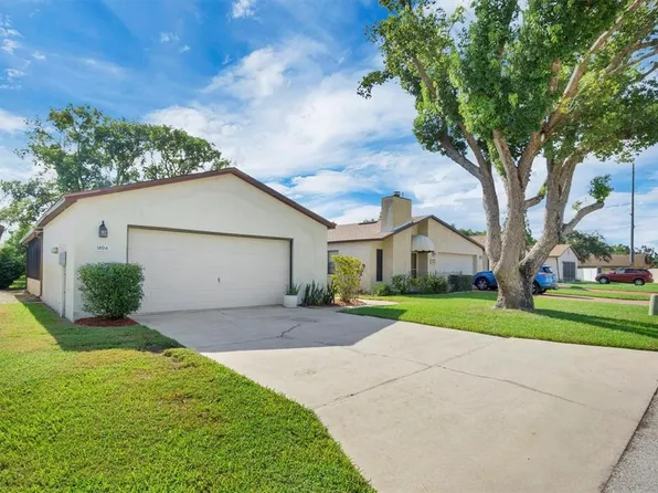 1806 Columbia Dr, Winter Haven, FL 33881