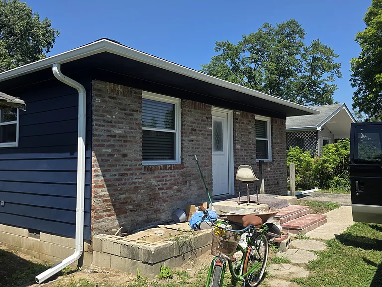 1446 Edgecombe Ave — Photo 1