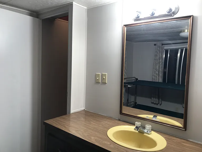 712 SE Railroad Ave #2A — Photo 10