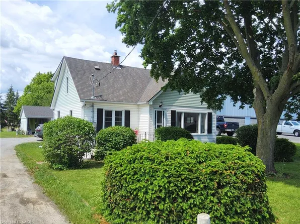 509 Queensway St W, Norfolk County, ON N3Y 4R5