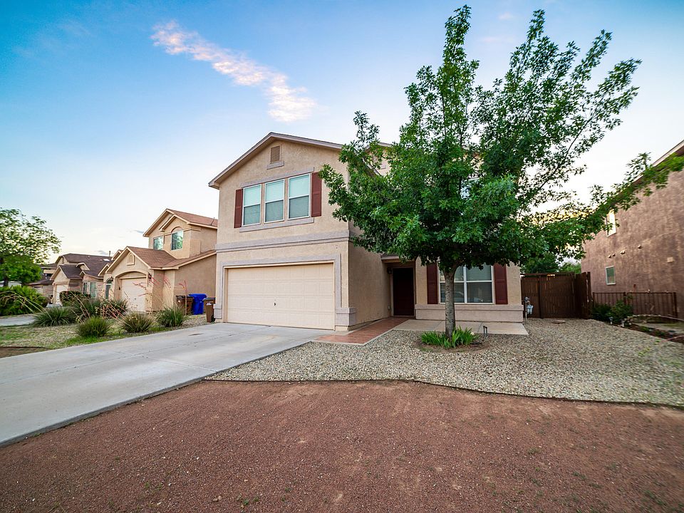 1st image of 2079 Briarwood Ln
