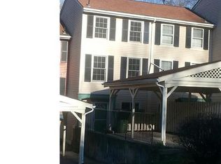 102 Rising Trail Dr, Middletown, CT 06457