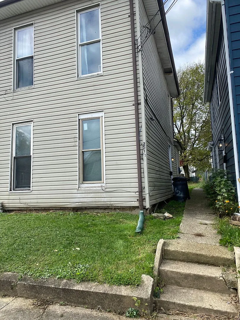 251-251 1/2 N 5th St #5e621f37a photo 1