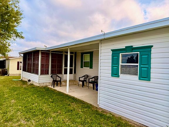 2nd image of 1114 Ocean Cir #337