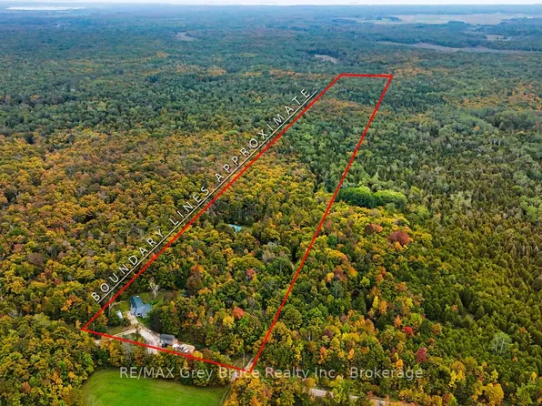 217 Kings Cres, South Bruce Peninsula, ON N0H 2T0