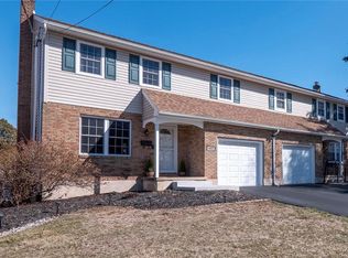 407 E Oxford St, Coopersburg, PA 18036