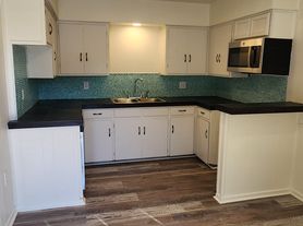 327 Withers St, Denton, TX