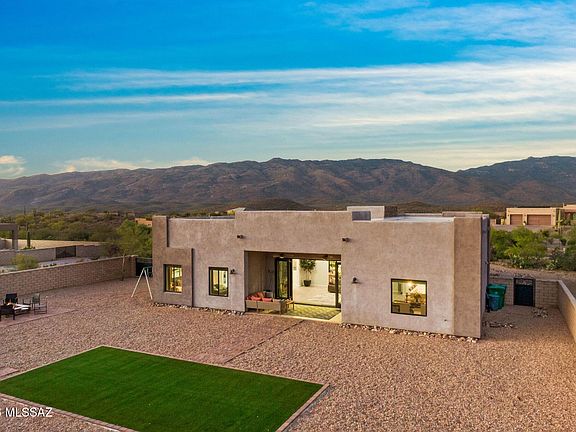 2nd image of 8206 S Diamond H Ranch Pl