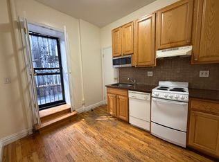 77 2nd Ave APT 2A, New York, NY 10003