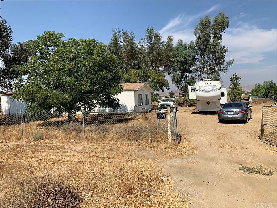 1st image of 28310 Ellis Ave