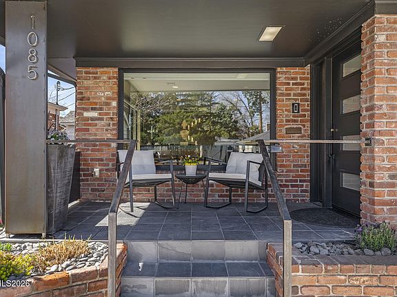 5th image of 1085 Sharon Way