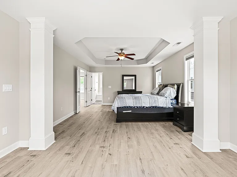 900 Vandalia Dr — Photo 14