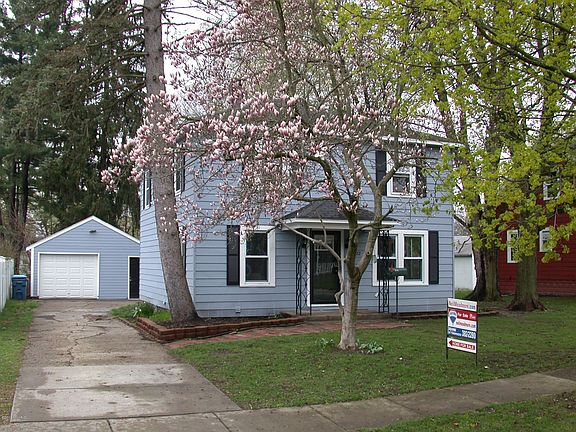 2nd image of 2122 Lakeway Ave