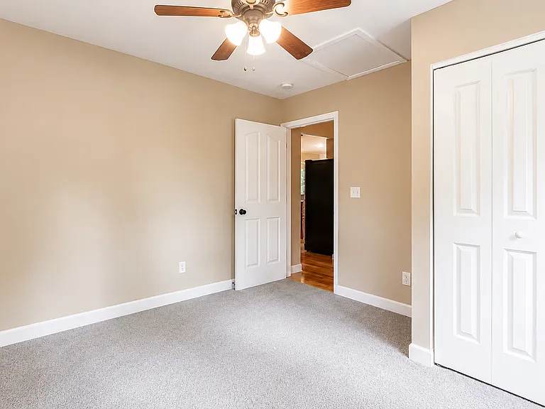 205 Royal Pines Dr — Photo 18