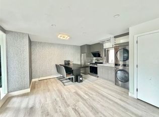 13004 58th Rd, Flushing, NY 11355