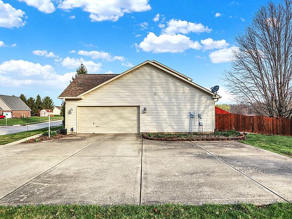 5th image of 1401 Chapman Dr