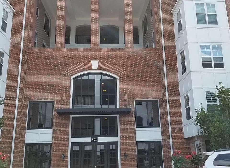 1st image of 501 Hungerford Dr APT 311