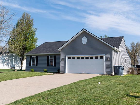3rd image of 2046 Whispering Willow Ln
