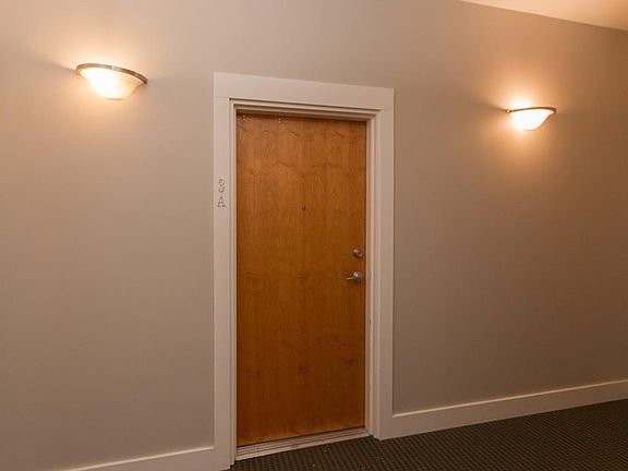 4th image of 721 E North St APT 3A