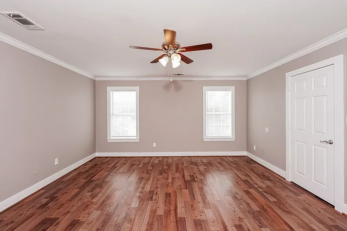 5439 Camellia Ln — Photo 5
