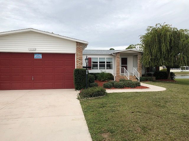 1st image of 10833 Meadows Ct