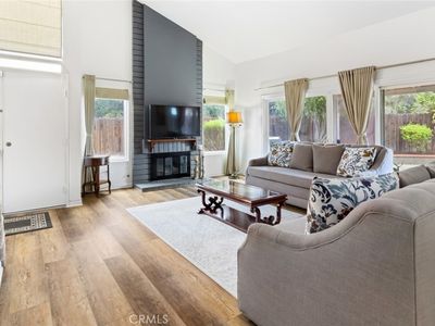 22006 Lanark St, Canoga Park, CA, 91304