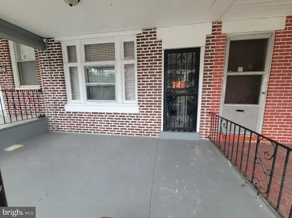 5250 N Hutchinson St, Philadelphia, PA 19141