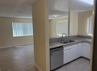 7545 Charmant Dr #1211, San Diego, CA 92122