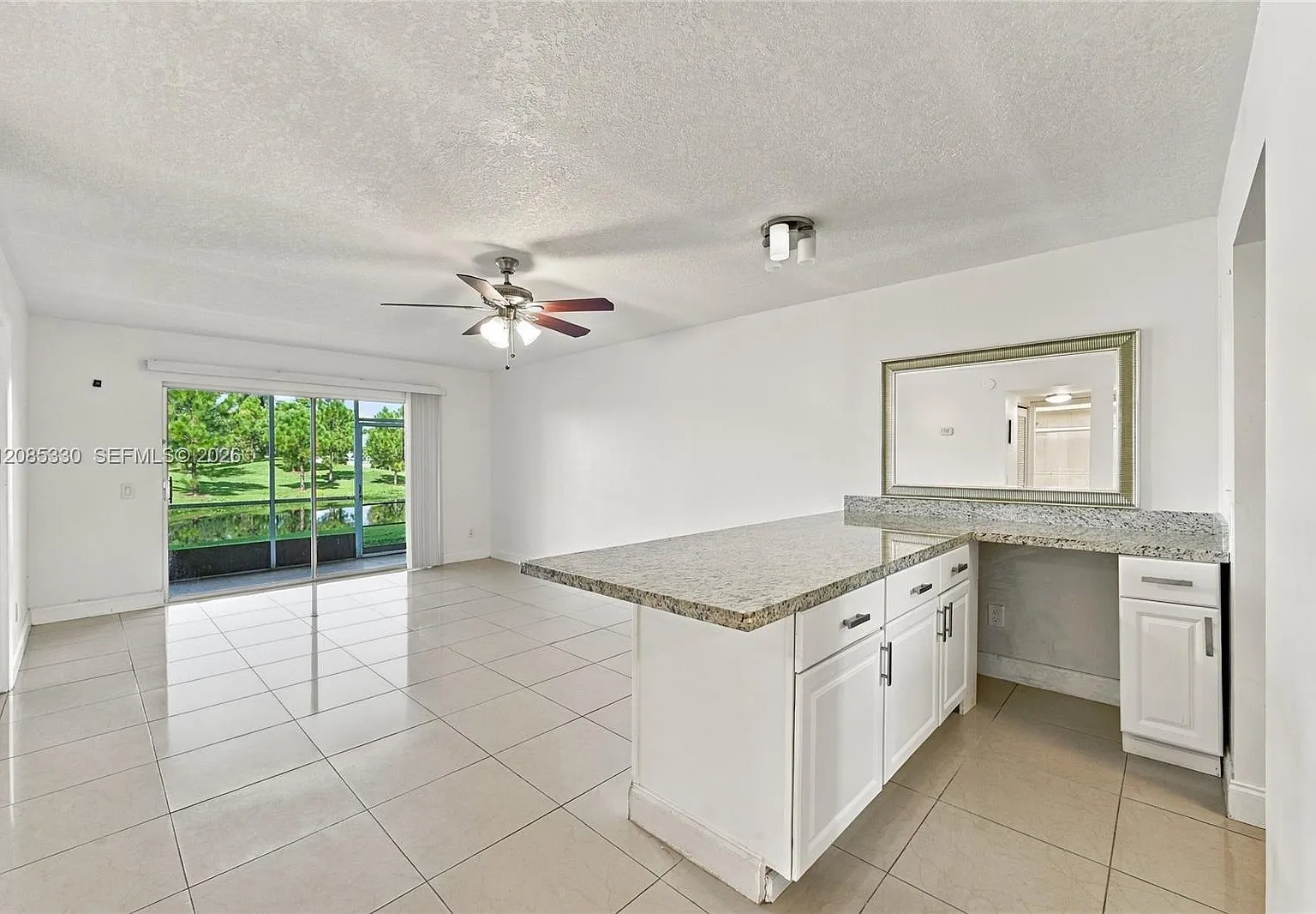 2431 SW 82nd Ave — Photo 1