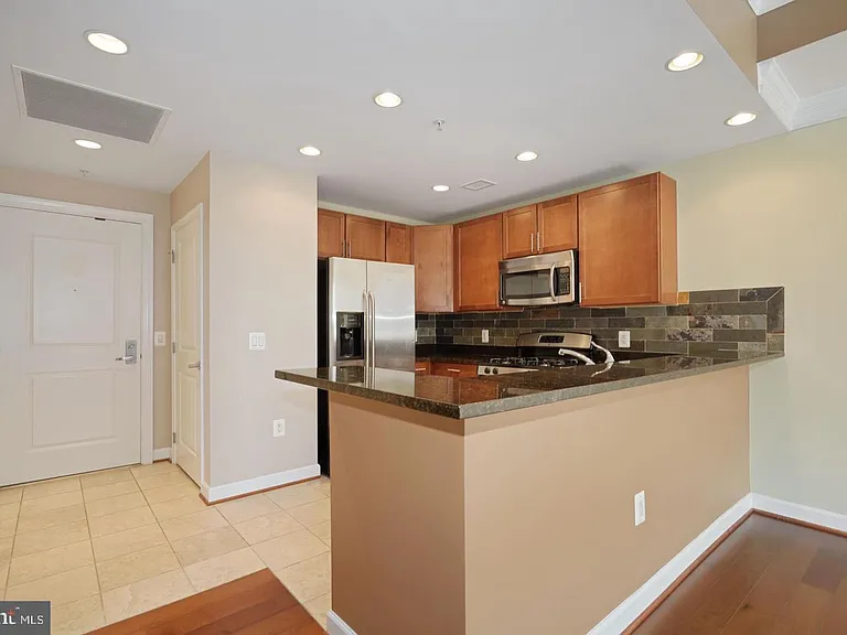 8191 Strawberry Ln #218 — Photo 19