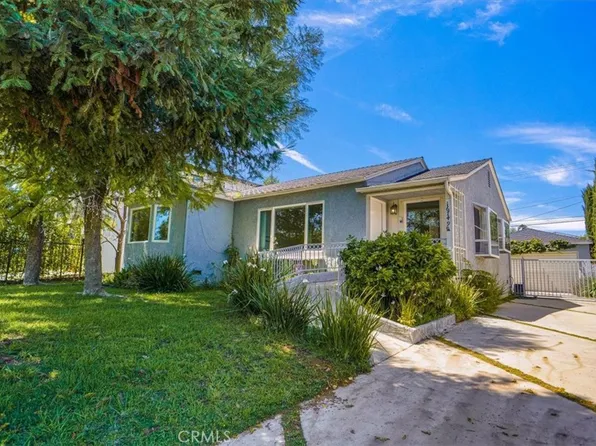 16749 Addison St, Encino, CA 91436