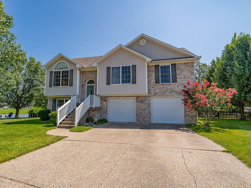 1st image of 350 Lakes Edge Dr