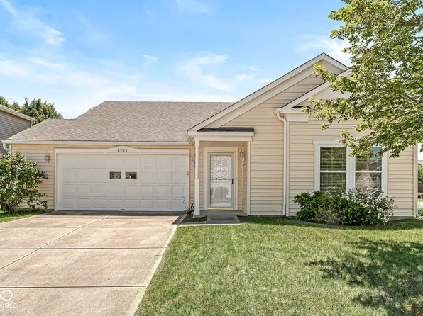 8224 S Firefly Dr, Pendleton, IN 46064