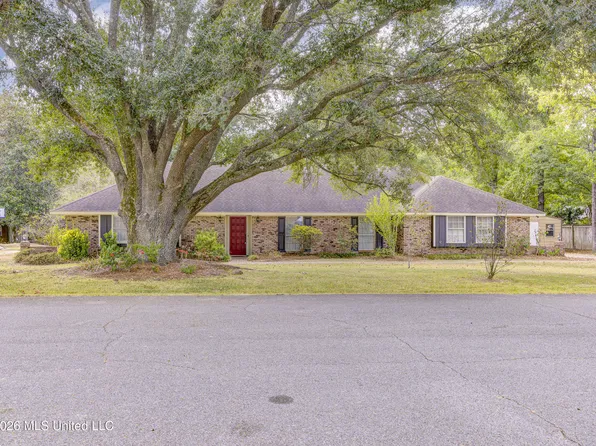 10 Jill Marie Ln, Vicksburg, MS 39183