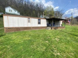 16 Otter Ln, Gassaway, WV 26624