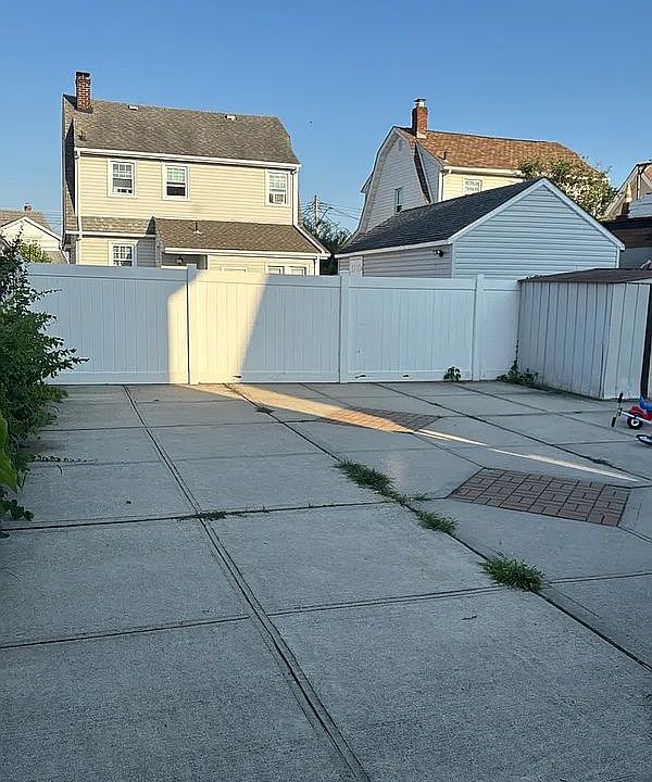 1st image of 187-16 Williamson Ave