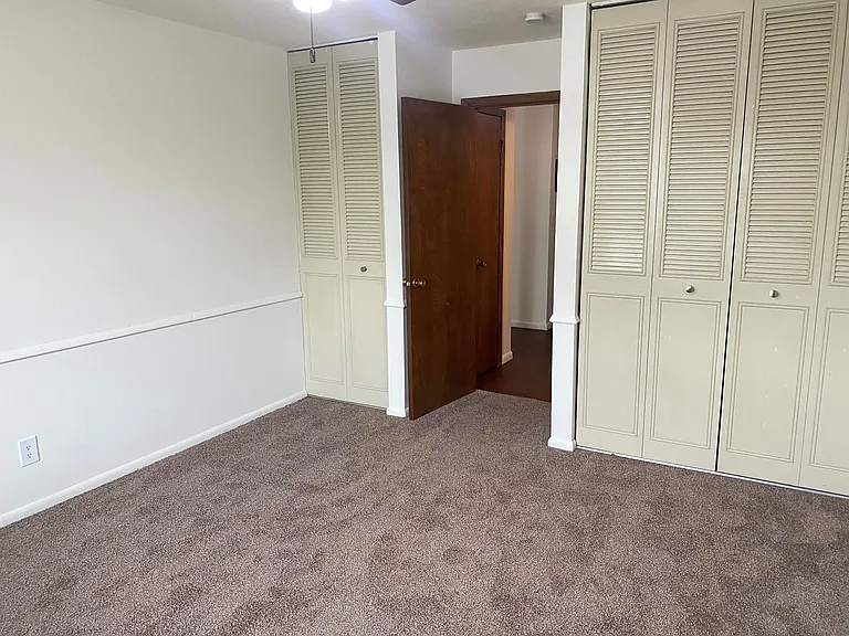 Apache Manor Apartments — Photo 39