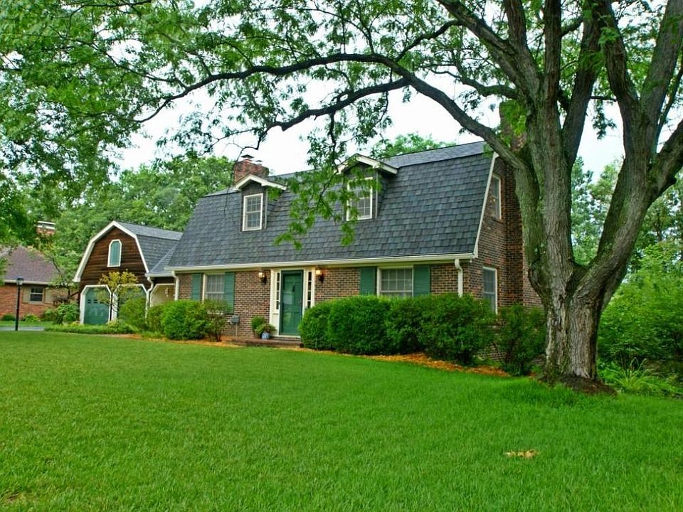 Front (East Side)