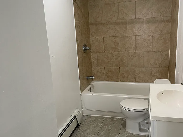 30 Pekin St #2 — Photo 6