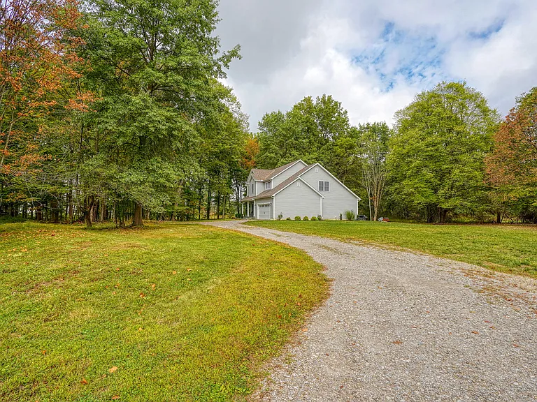 248 Hyatts Rd — Photo 16