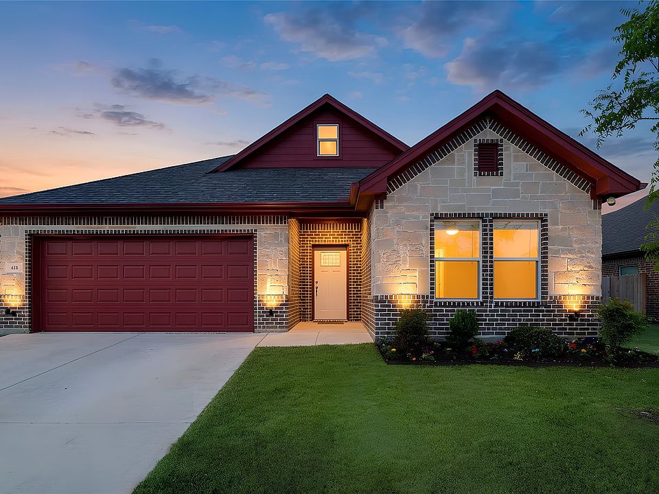 1st image of 405 Titus Dr