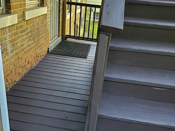 Rear deck