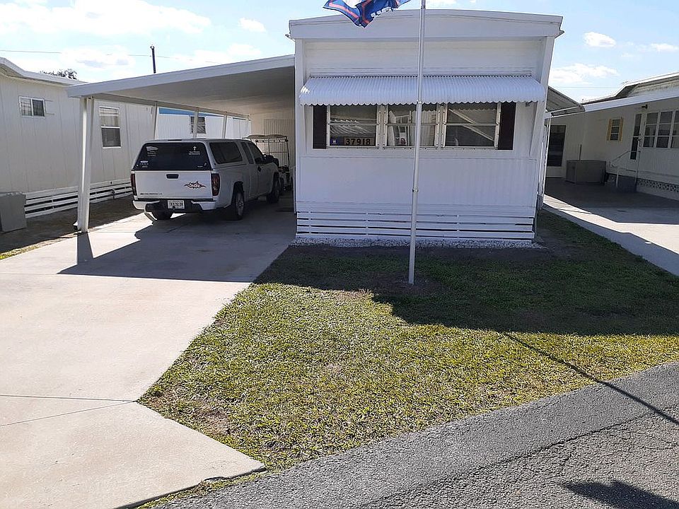 1st image of 37918 Bentley Dr